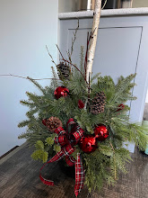 Custom Entryway Arrangement