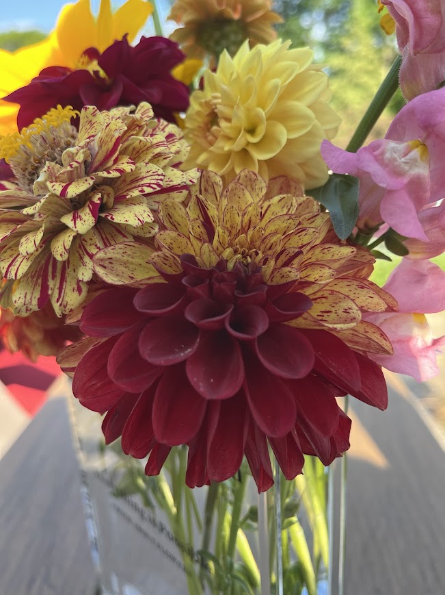 Lush Summer Planter Finish